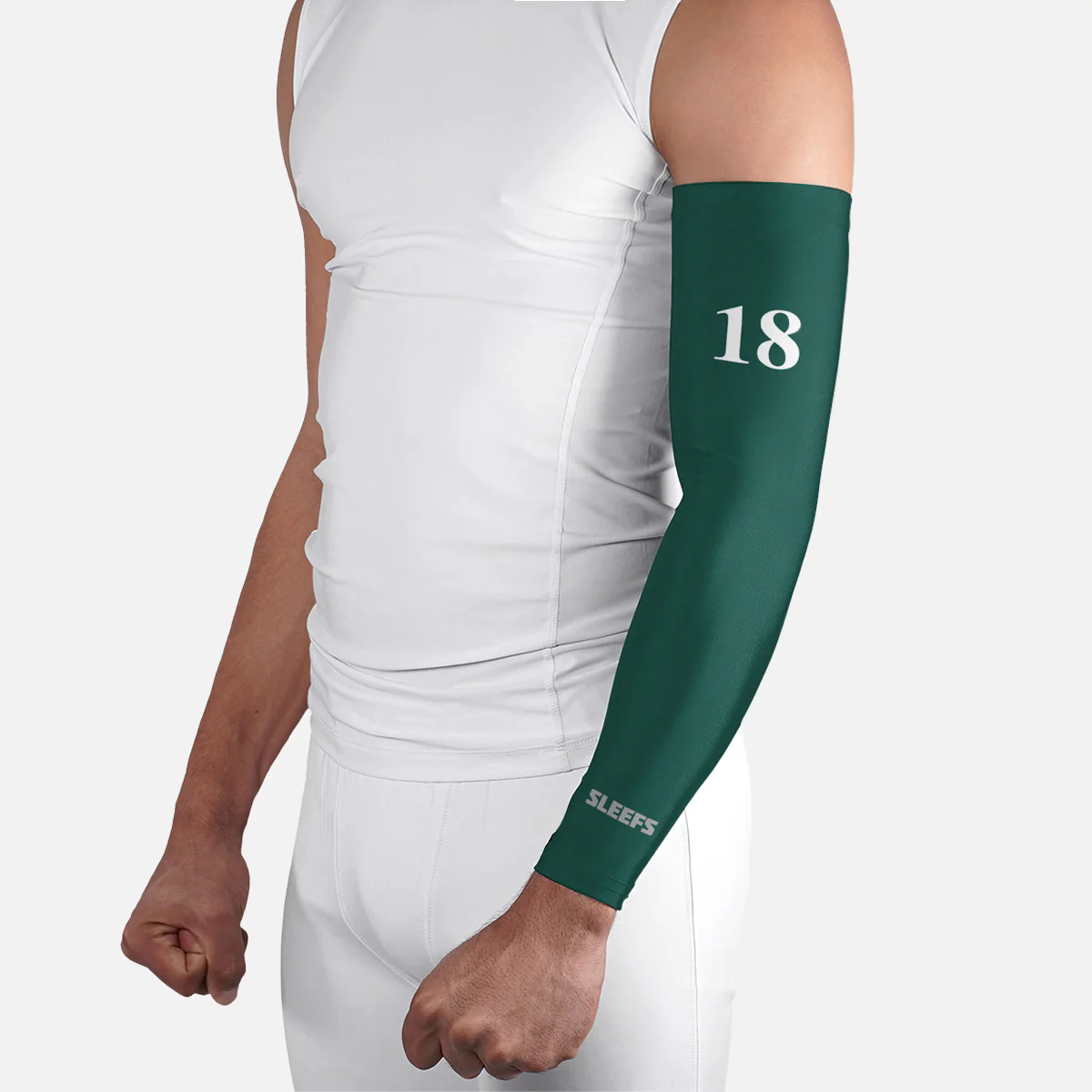 Classic 18 Golf Arm Sleeve - Image 3