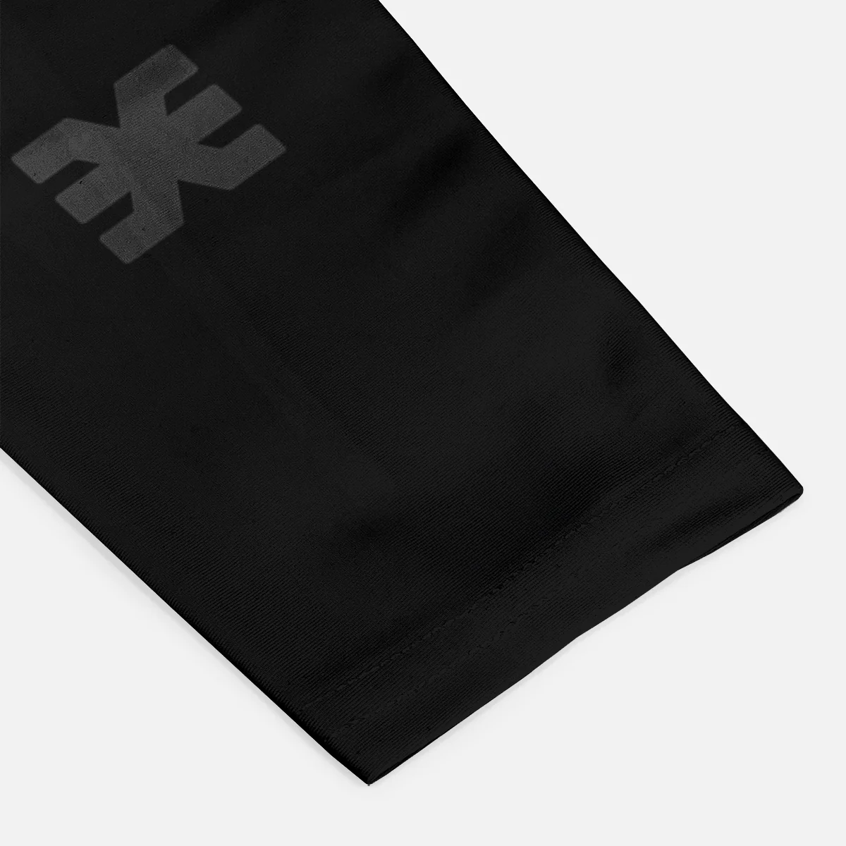 Core Black Running Sleeves - Pair - Image 4