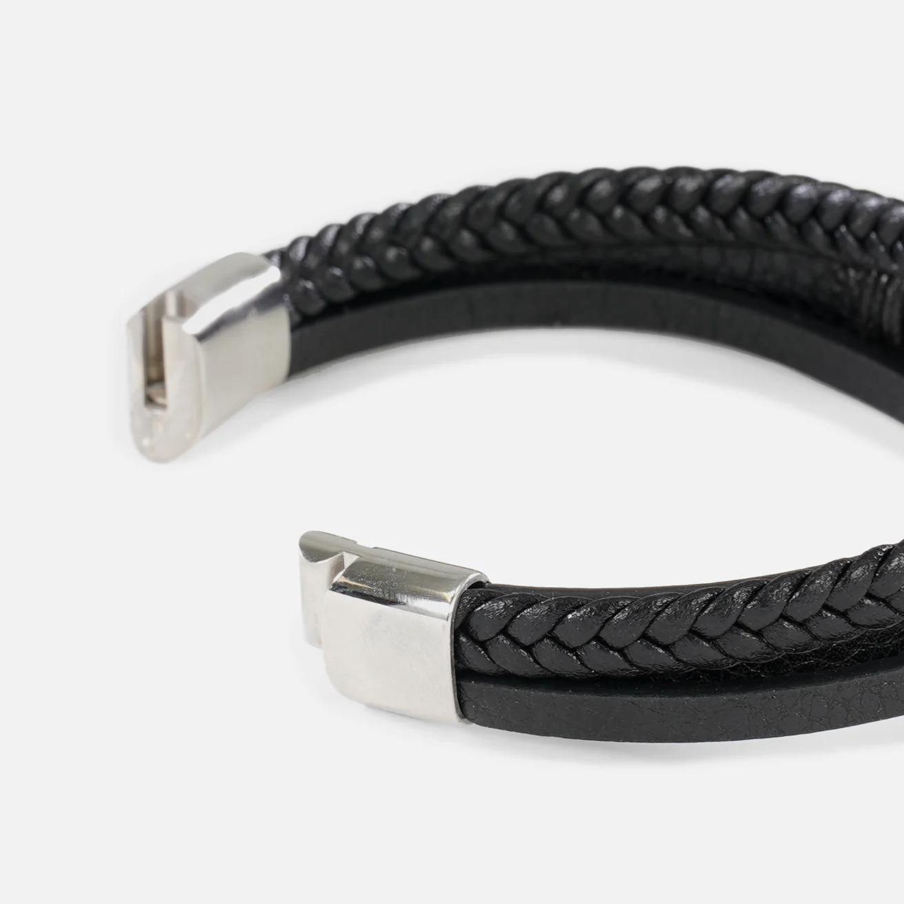 Cross and Skull Black Leather Bracelet - Image 4