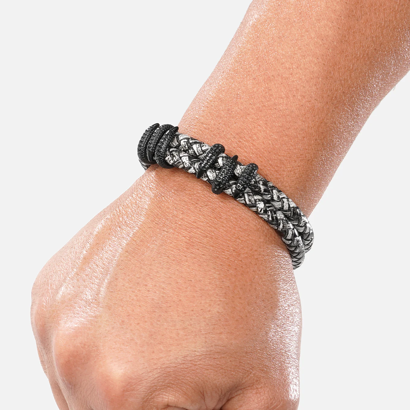 Dragon Claws Ash Leather Bracelet - Image 3