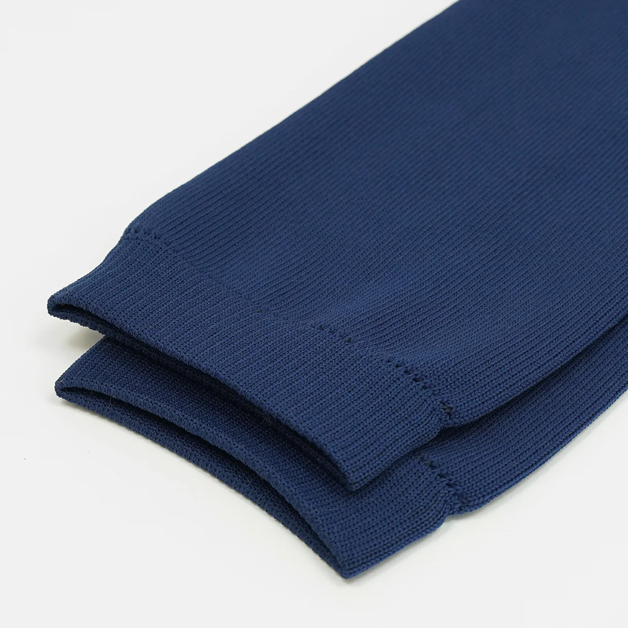 Hue Navy Kids Scrunchie Leg Sleeves - Image 3