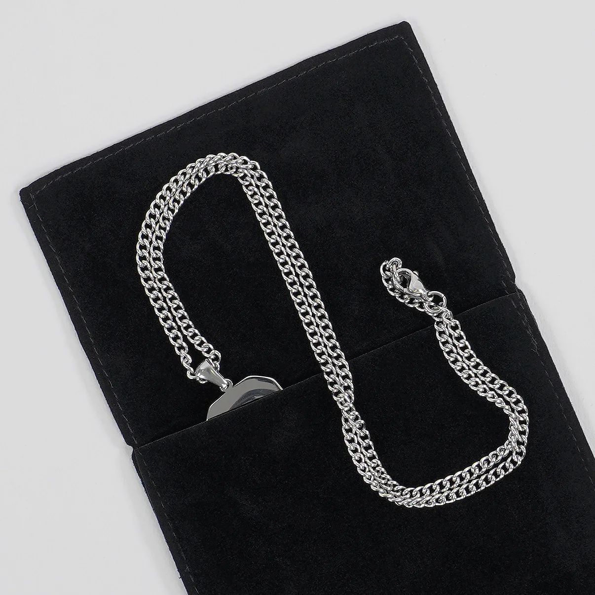 Momma Pendant with Chain Necklace - Stainless Steel - Image 4